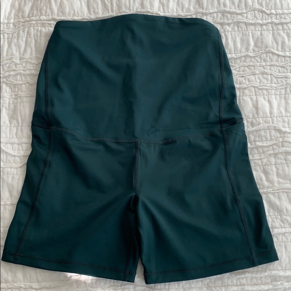 Maternity biker shorts